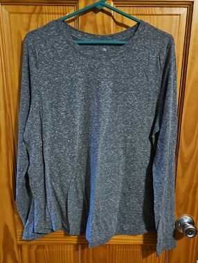 SO Favorite Crew Gray Heather Long Sleeve Xl